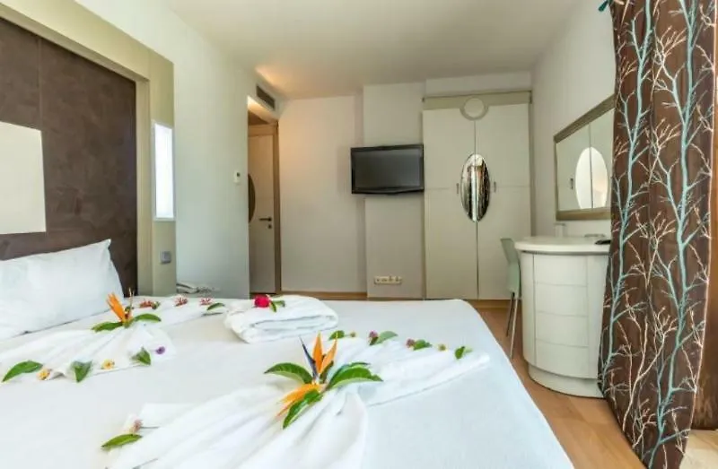 Maira Beach Hotel Bodrum 4*,  Turecko
